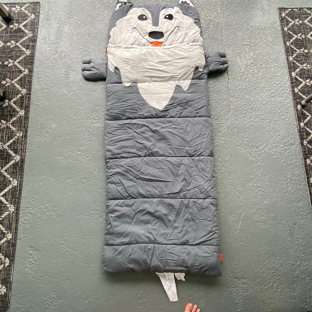Firefly Aspen the Wolf Kids Duffel & Sleeping Bag Set • Gray Wolf • 65x24